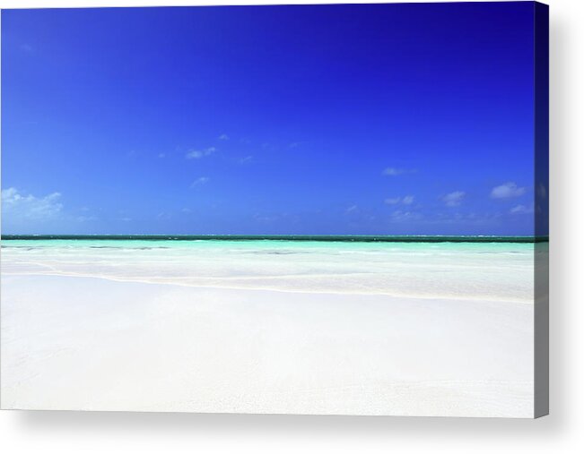 Water's Edge Acrylic Print featuring the photograph Tropical Beach by Vuk8691