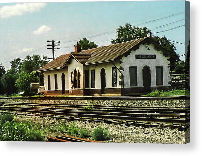 Train Depot Acrylic Print featuring the photograph Villisca Train Depot by Ed Peterson