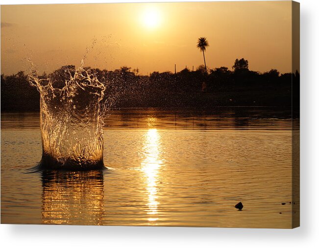 Utkarsh Photography Acrylic Print featuring the photograph Water Bomb by Utkarsh Solanki