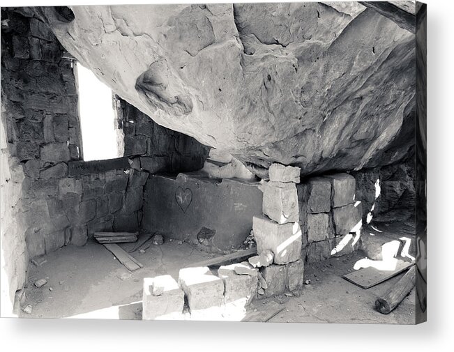 Cliff Dwellers Acrylic Print featuring the photograph Inside Russell Homestead by Julie Niemela