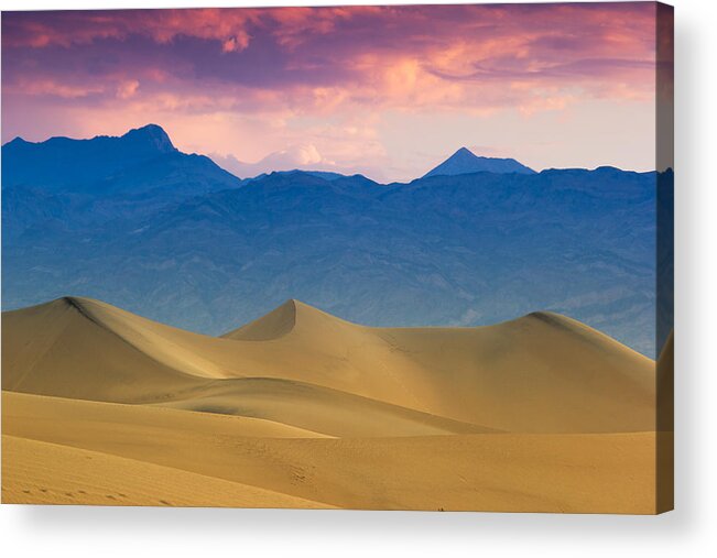Death Valley Acrylic Print featuring the photograph Twilight by Francesco Riccardo Iacomino