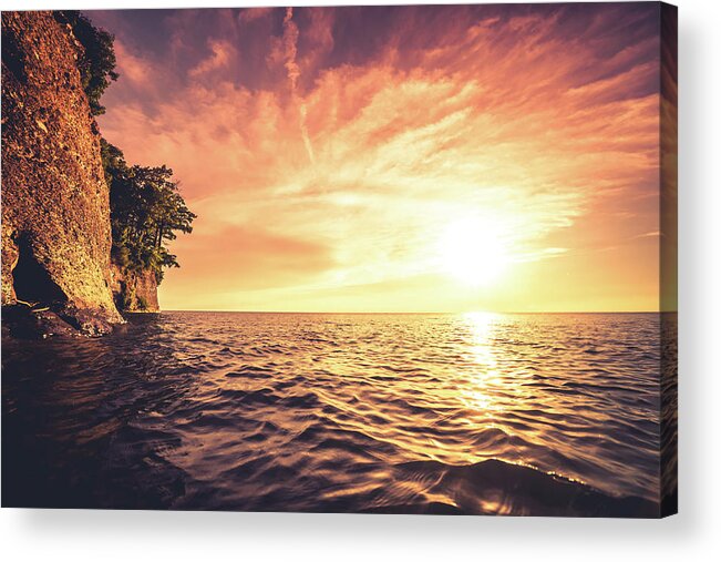Hamburg Acrylic Print featuring the photograph Lake Erie Sunset #13 by Dave Niedbala