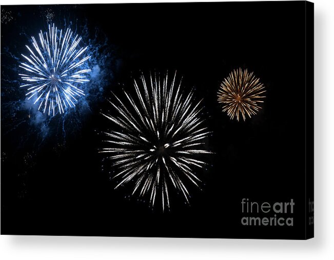 4th Of July Acrylic Print featuring the photograph Fireworks #4 by Juan Silva