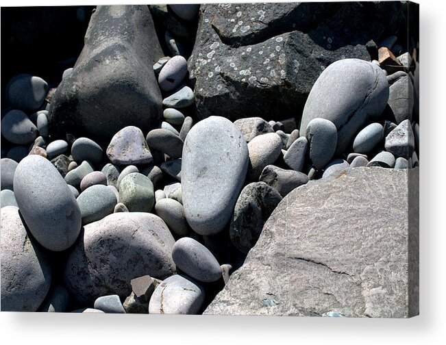 Beach Rocks Acrylic Print featuring the photograph Beach 9 by Douglas Pike