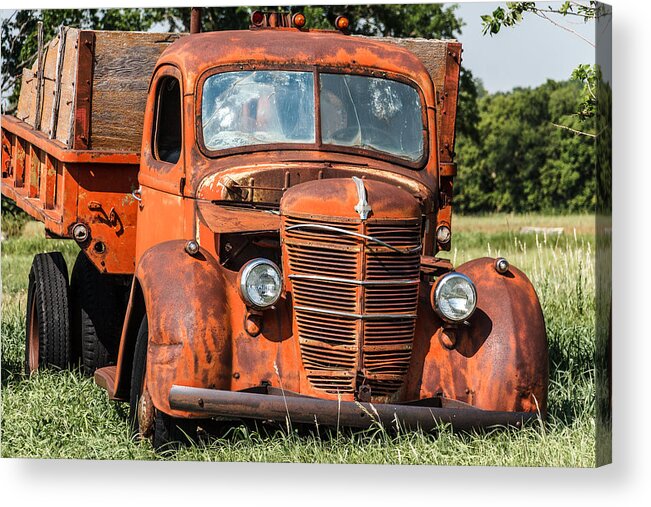 Steven Bateson Acrylic Print featuring the photograph Big Red International Truck by Steven Bateson