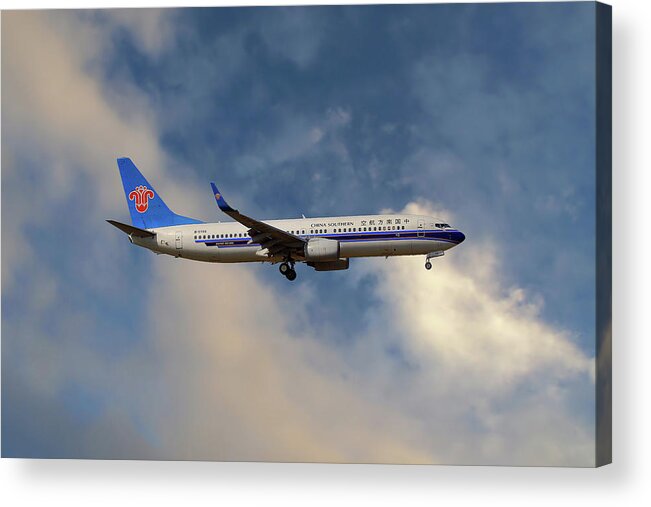 China Southern Airlines Acrylic Print featuring the photograph China Southern Airlines Boeing 737-81Q by Smart Aviation