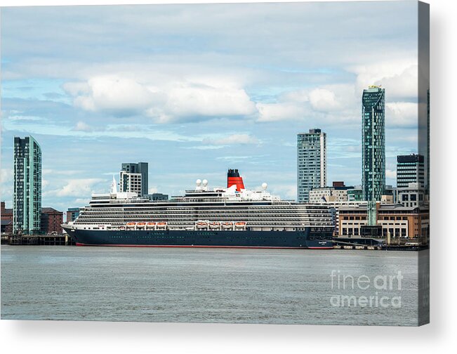 Boat Acrylic Print featuring the photograph Cunard's Queen Elizabeth at Liverpool by Paul Warburton