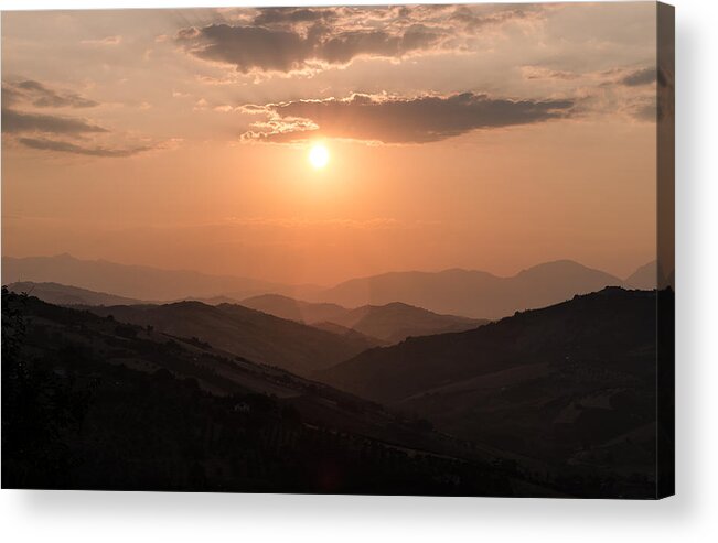 Mountain Amazing Sunset Acrylic Print featuring the photograph Disciples of the Sun by AM FineArtPrints