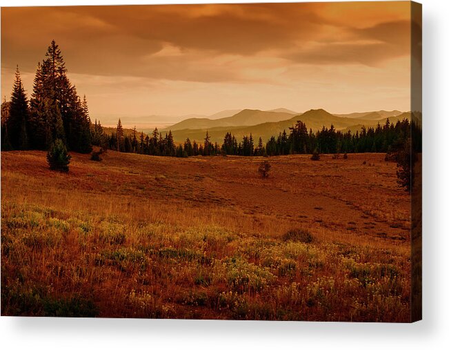 Mountains Acrylic Print featuring the photograph End Of Day by Frank Wilson
