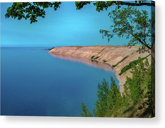 Au Sable Point Acrylic Print featuring the photograph Eveing Light on Grand Sable Banks by Gary McCormick