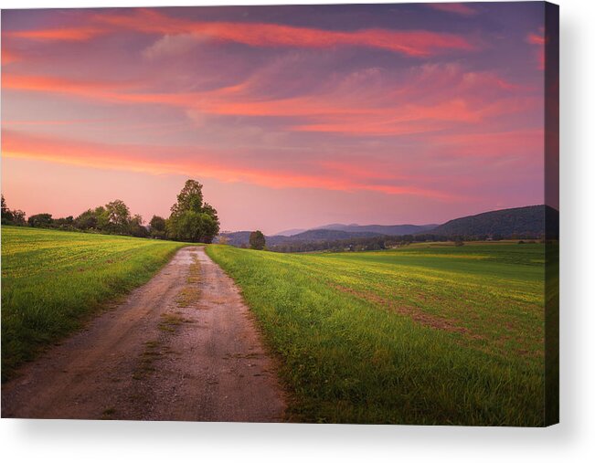 Sunset Acrylic Print featuring the photograph Feathered Sky Over Sheffield Hill by Kim Carpentier