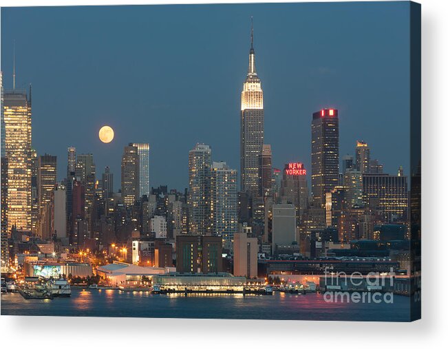 Clarence Holmes Acrylic Print featuring the photograph Full Moon Rising Over New York City II by Clarence Holmes