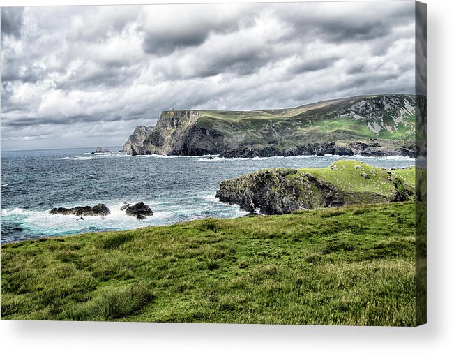 Ireland Acrylic Print featuring the photograph Glencolmcille by Alan Toepfer