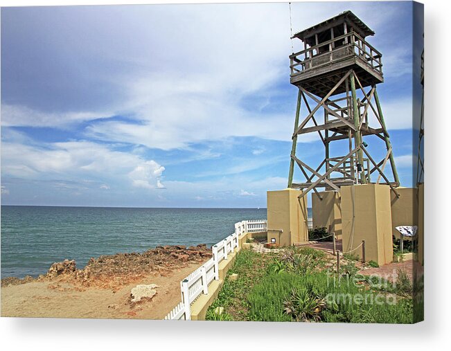 Waterscape Acrylic Print featuring the photograph House of Refuge summer by Larry Nieland