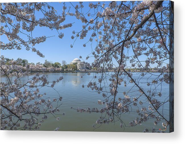 Scenic Acrylic Print featuring the photograph Jefferson Memorial on the Tidal Basin DS0070 by Gerry Gantt