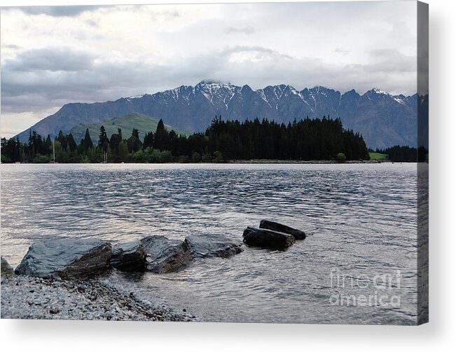  Queenstown Acrylic Print featuring the photograph Lake Wanaka,Queenstown, New Zealand by Yurix Sardinelly
