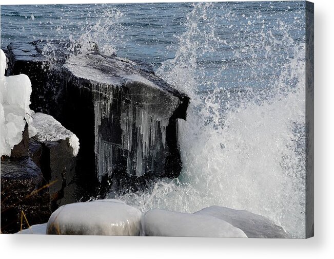 Lake Superior Acrylic Print featuring the photograph Ledge Rock Lake Superior Splash by Hella Buchheim