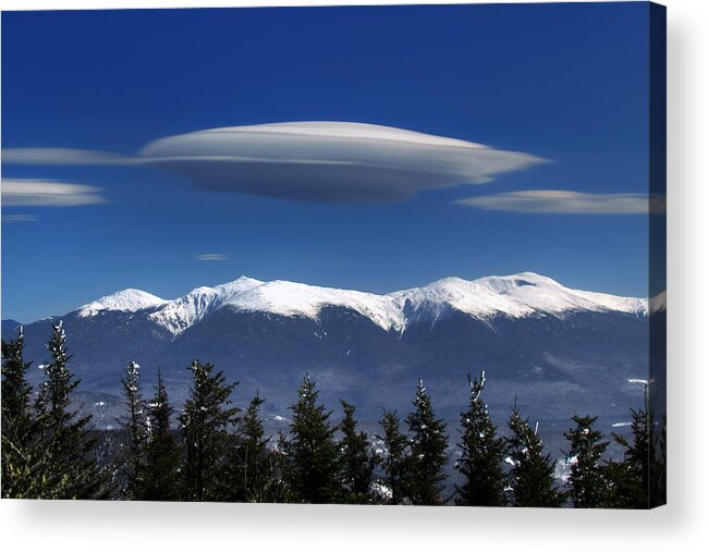 Lenticular Acrylic Print featuring the photograph Lenticulars over Mount Washington by White Mountain Images