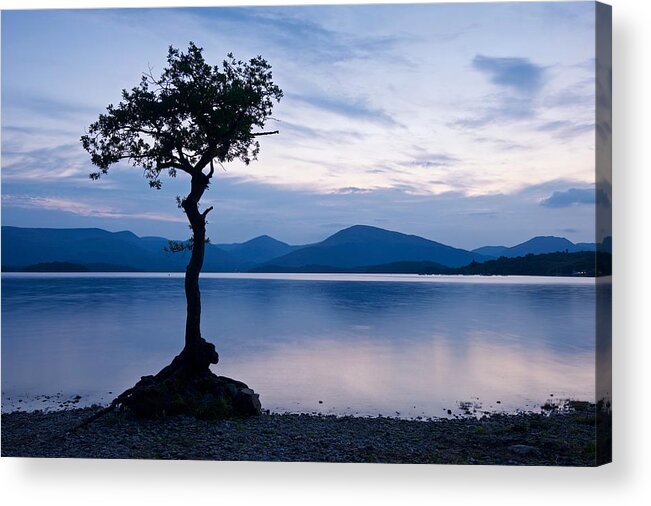 Milarrochy Bay Acrylic Print featuring the photograph Milarrochy Bay by Stephen Taylor
