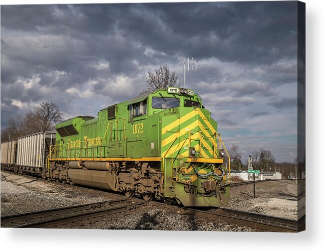 Landscape Acrylic Print featuring the photograph NS 1072 Heritage Unit Illinois Terminal at Oakland City IN by Jim Pearson