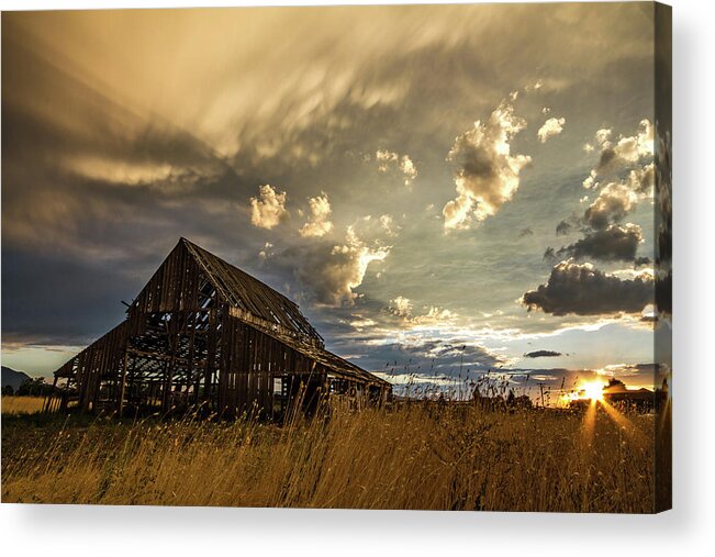 Barn Acrylic Print featuring the photograph Old Barn by Wesley Aston