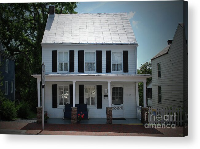 Patsy Acrylic Print featuring the photograph Patsy Cline Home by Jost Houk