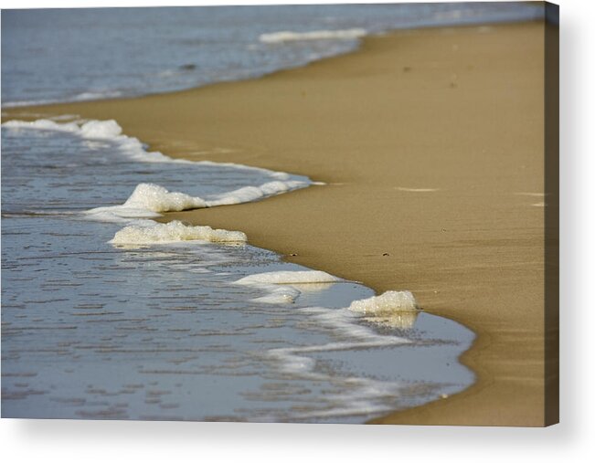 Wave Acrylic Print featuring the photograph Receding Wave by Bob Decker