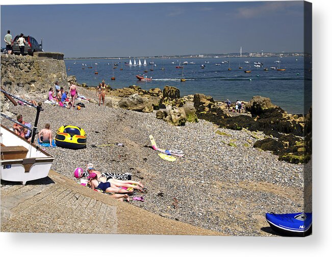 Bright Acrylic Print featuring the photograph Seaview Beach from the Slipway by Rod Johnson