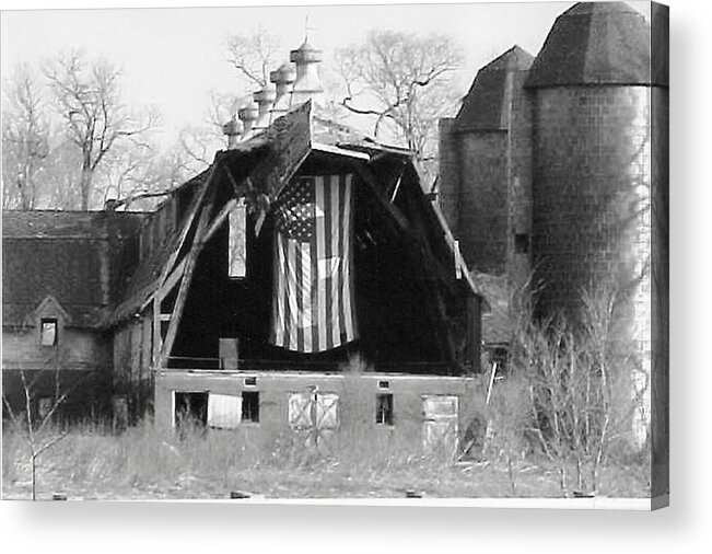 Barn Acrylic Print featuring the photograph Still Standing by Stephen King