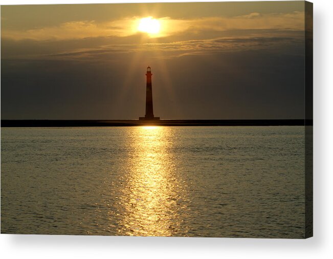 Morris Island Lighthouse Acrylic Print featuring the photograph Sunrise Over Morris Island Lighthouse by Dustin K Ryan