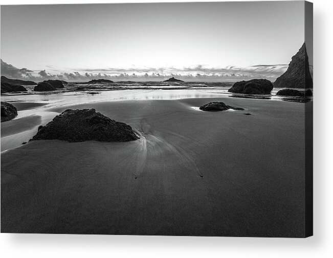 Oregon Acrylic Print featuring the photograph Sunset in Black and White by Jedediah Hohf