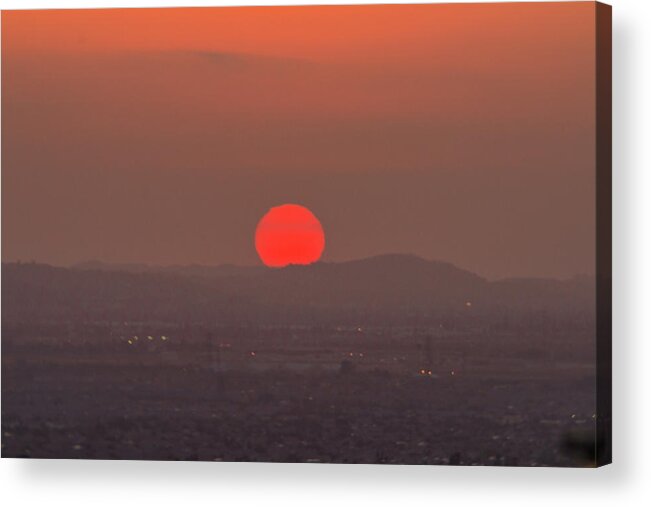 Sunset Acrylic Print featuring the photograph Sunset In Smog by Hyuntae Kim