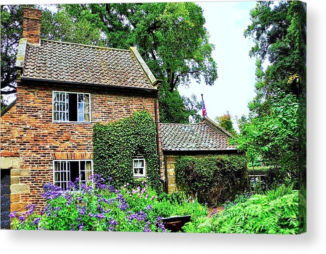 Cook's Cottage Acrylic Print featuring the photograph The Cook Cottage in Melbourne by Kirsten Giving