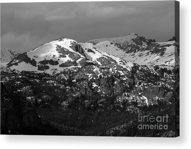 Wind River Moutains Acrylic Print featuring the photograph Wind River Mountains black and white by Edward R Wisell