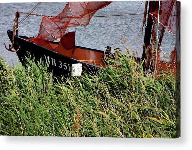 Enkhuizen Acrylic Print featuring the photograph Zuiderzee Boat by KG Thienemann