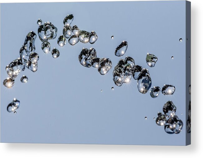 Wolfgang Stocker Acrylic Print featuring the photograph Flying drops #1 by Wolfgang Stocker