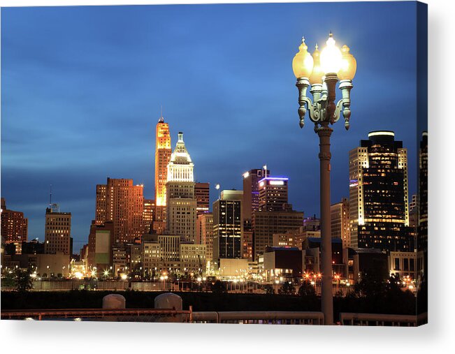 Downtown District Acrylic Print featuring the photograph Cincinnati Skyline, Ohio #2 by Veni