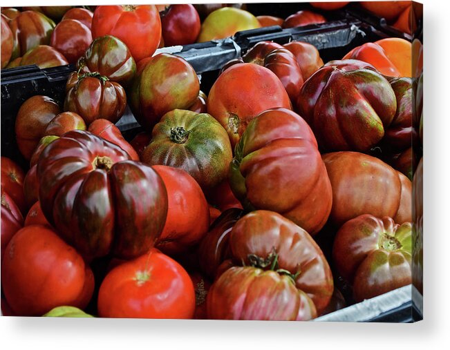 Tomatoes Acrylic Print featuring the photograph 2019 Farmers' Market Spring Green Heirloom Tomatoes 1 by Janis Senungetuk