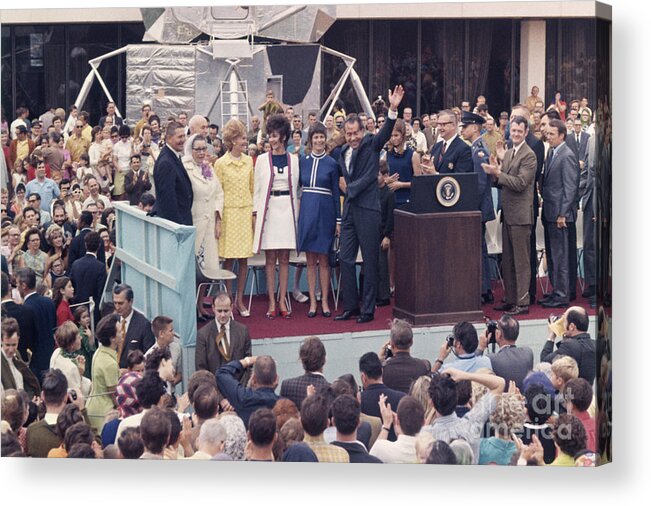 Crowd Of People Acrylic Print featuring the photograph Welcoming Home Apollo 13 Astronauts #4 by Bettmann