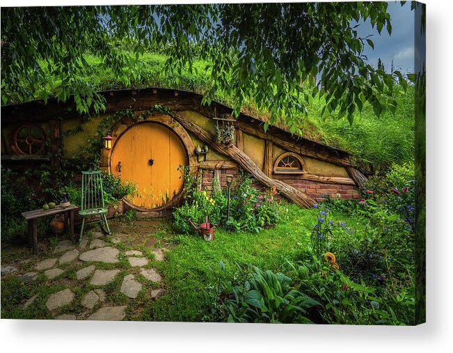 Hobbit House Acrylic Print featuring the photograph Hobbiton Afternoon by Racheal Christian