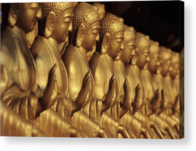 Taiwan Acrylic Print featuring the photograph Buddhas by Pai-shih Lee
