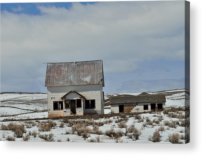 House Acrylic Print featuring the photograph Disused And Unloved by Kae Cheatham