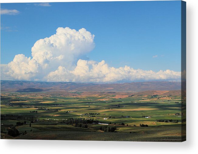 Shadow Acrylic Print featuring the photograph Ellensburg Valley by Behindthelens