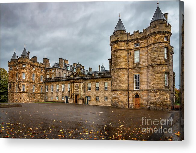 Scotland Acrylic Print featuring the photograph Holyrood Palace by Elizabeth Dow