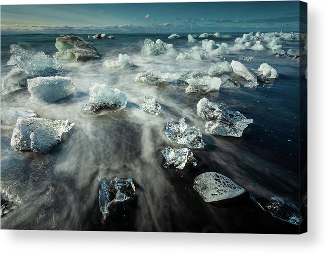 Iceland Acrylic Print featuring the photograph Iceberg Beach by Peter OReilly