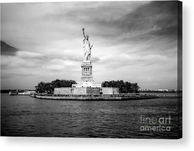 Sea Acrylic Print featuring the digital art Lady Liberty by Michael Graham