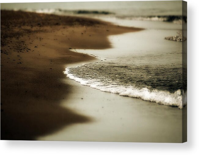 Erie Acrylic Print featuring the photograph Lakeshore by Alain Turgeon