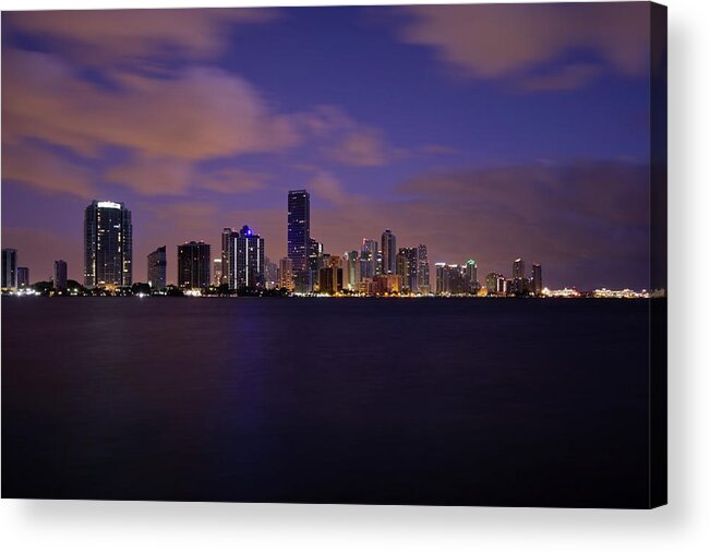 Water's Edge Acrylic Print featuring the photograph Miami Skyline by Wsfurlan