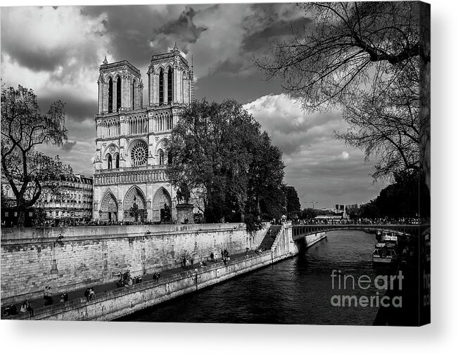 Notre Acrylic Print featuring the photograph Notre Dame by Hernan Bua