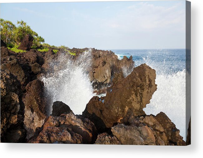 Scenics Acrylic Print featuring the photograph Rocky Coastline, Maui by Michaelutech
